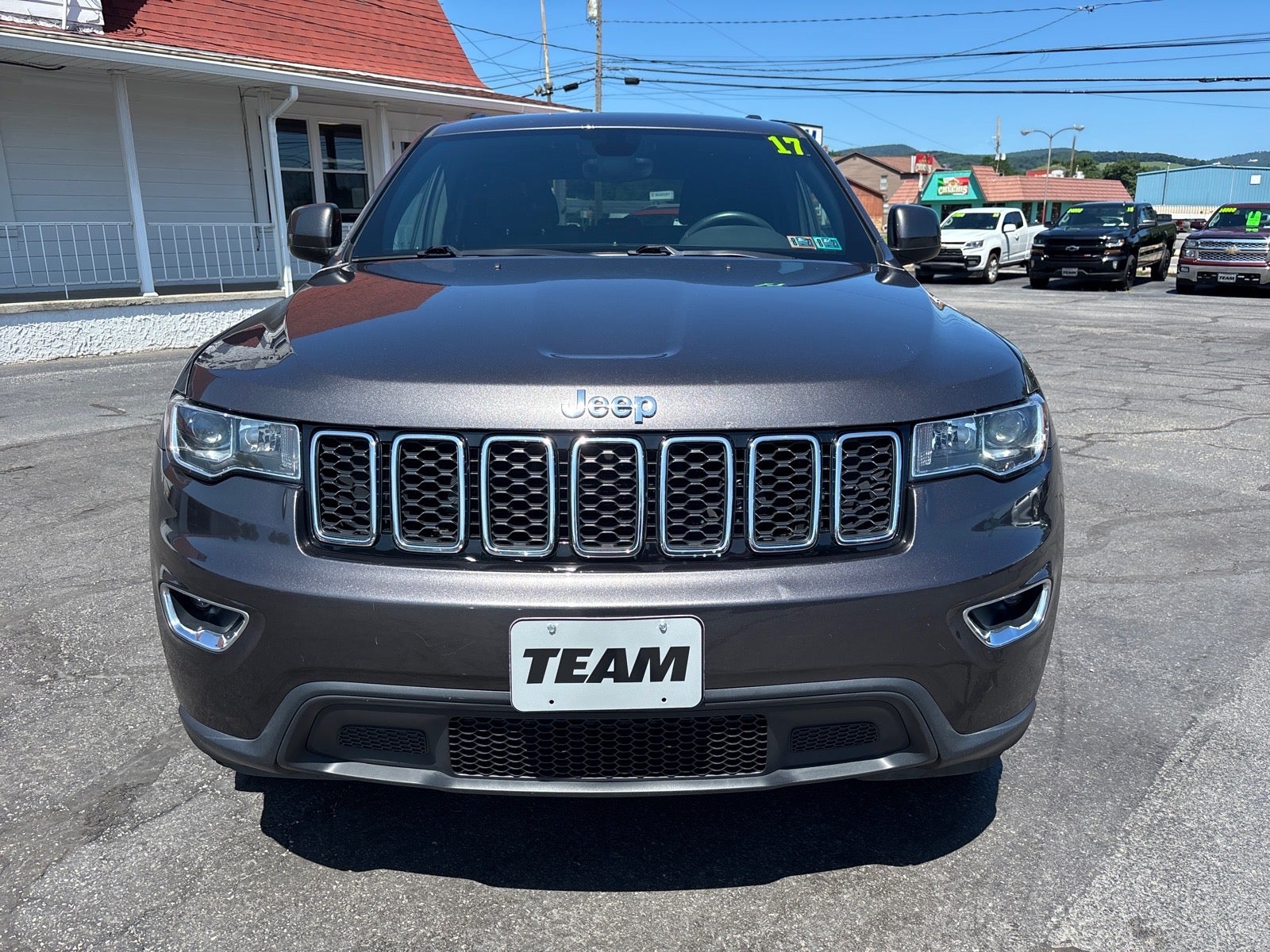 2017 Jeep Grand Cherokee Laredo