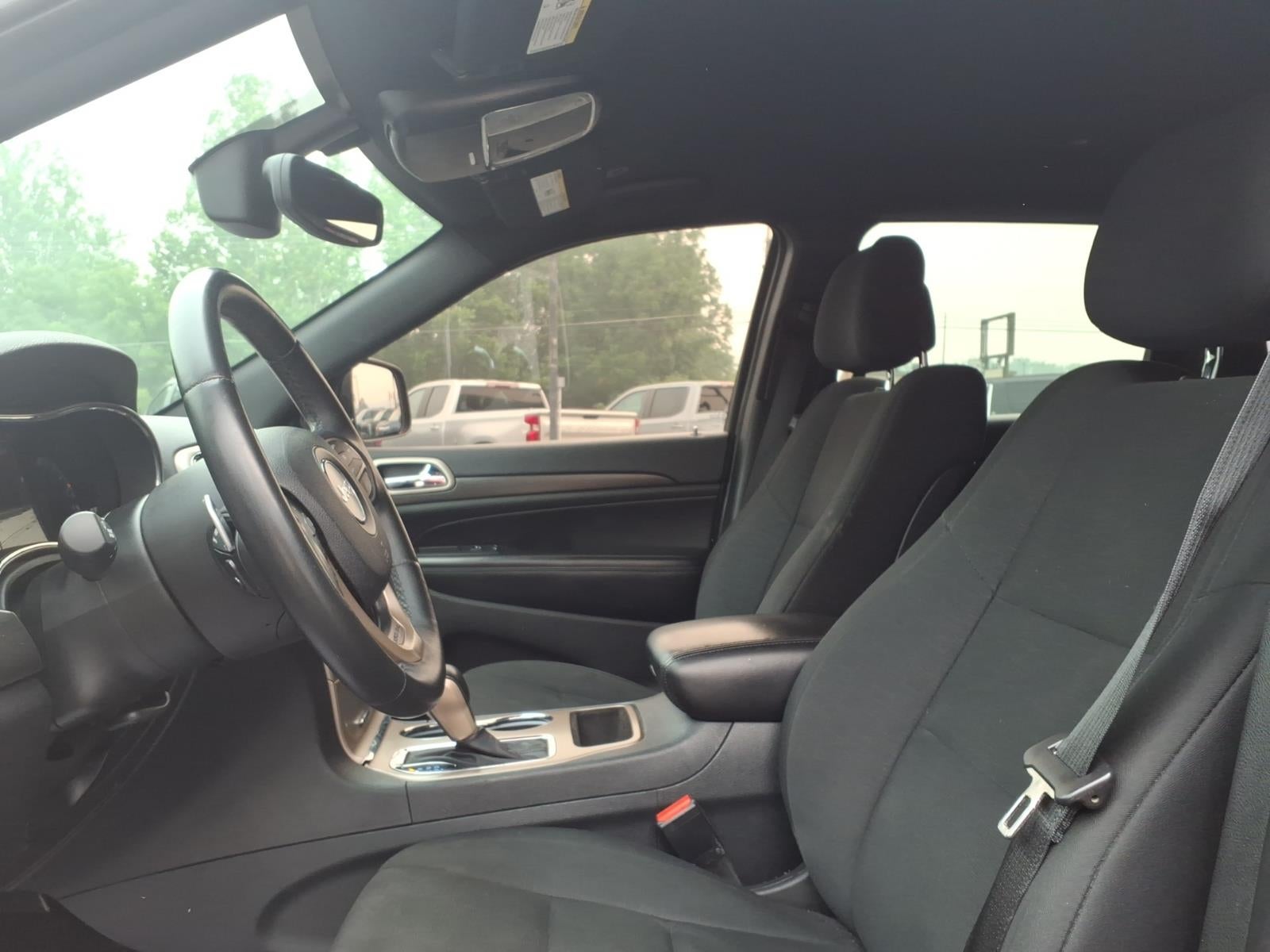 2017 Jeep Grand Cherokee Laredo 4x4