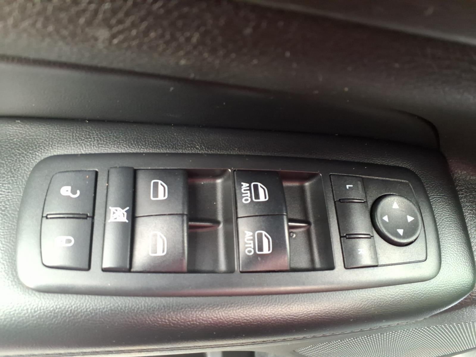 2017 Jeep Grand Cherokee Laredo 4x4