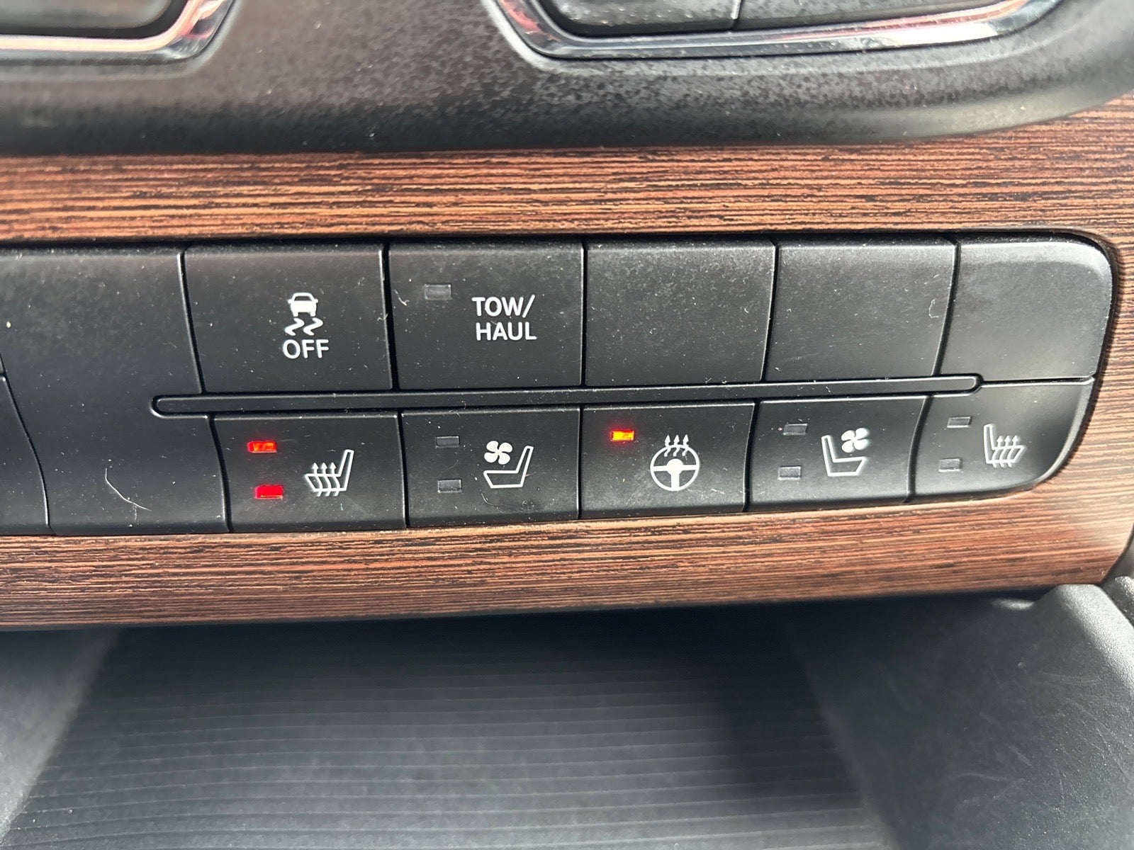 2016 RAM 1500 Laramie