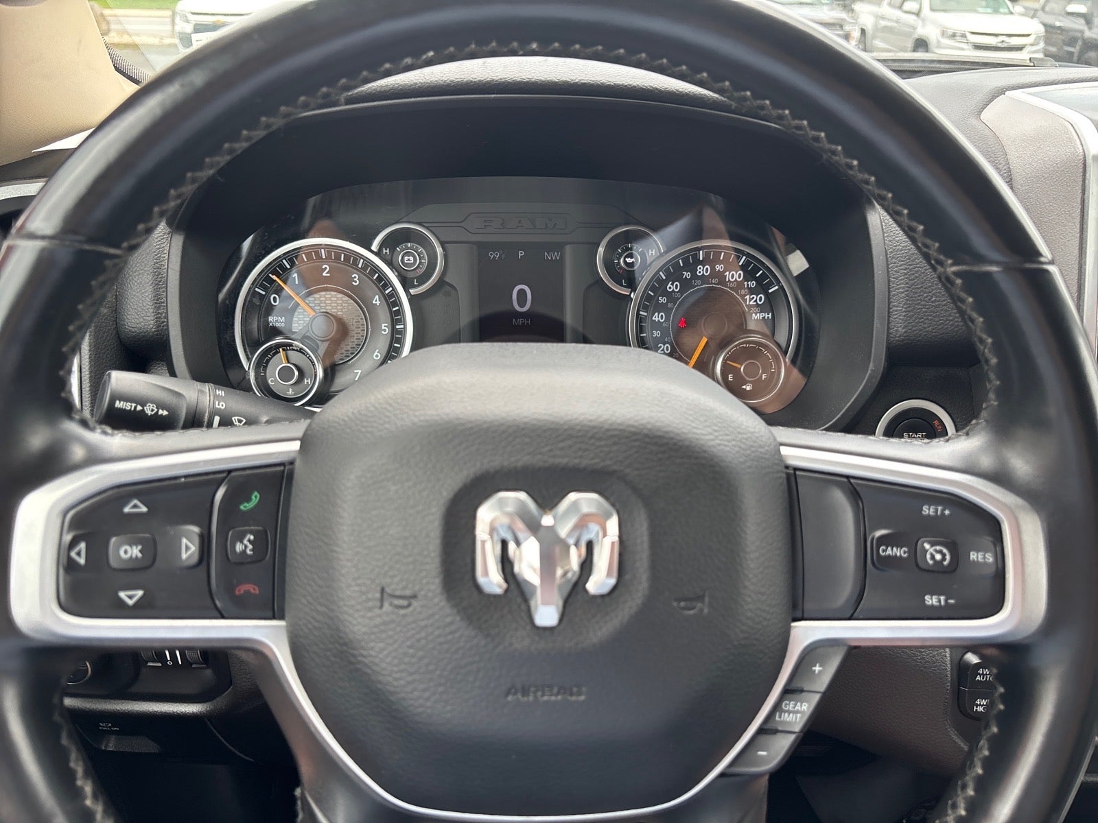 2019 RAM 1500 Big Horn/Lone Star Crew Cab 4x4 5'7" Box