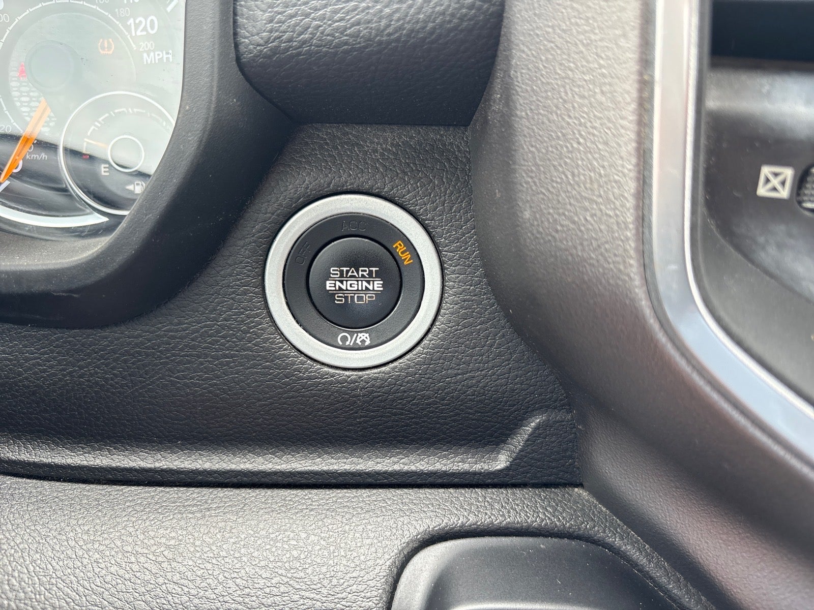 2019 RAM 1500 Big Horn/Lone Star Crew Cab 4x4 5'7" Box