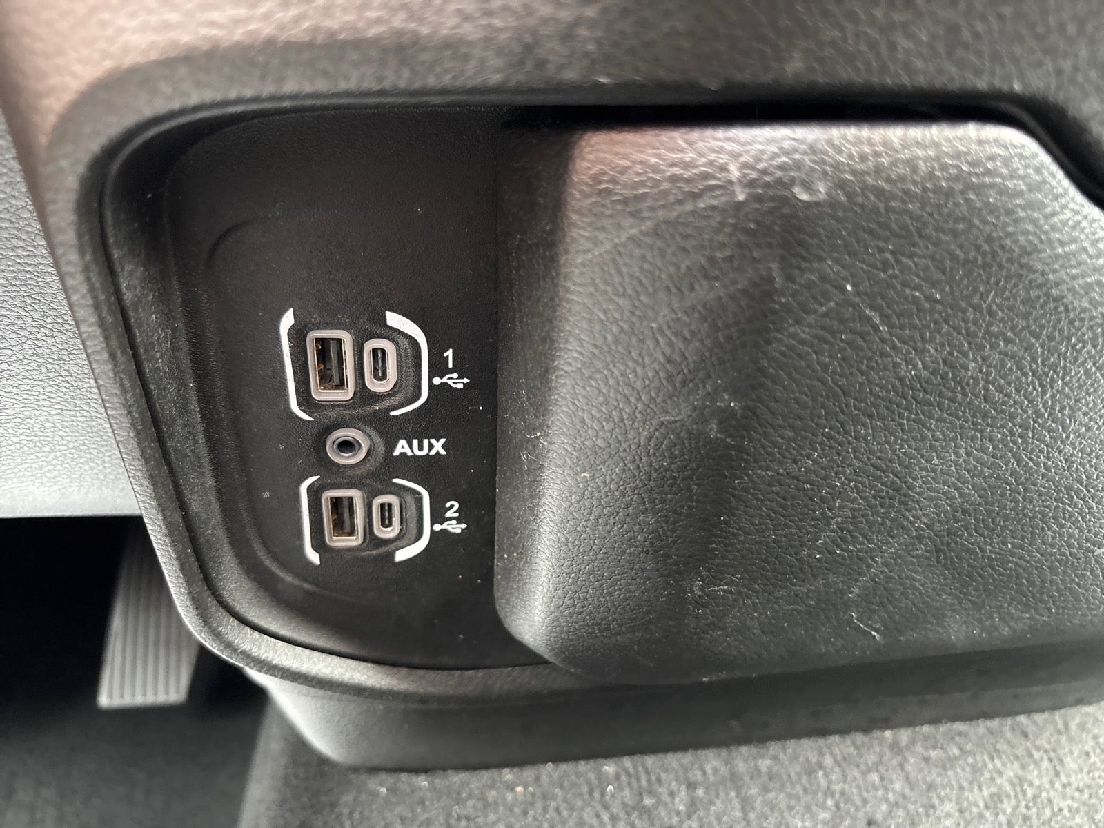 2019 RAM 1500 Big Horn/Lone Star Crew Cab 4x4 5'7" Box