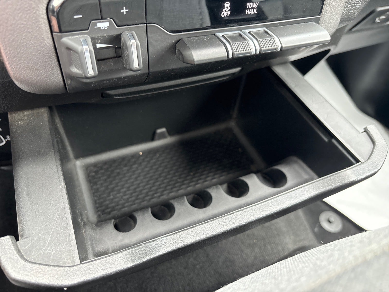 2019 RAM 1500 Big Horn/Lone Star Crew Cab 4x4 5'7" Box