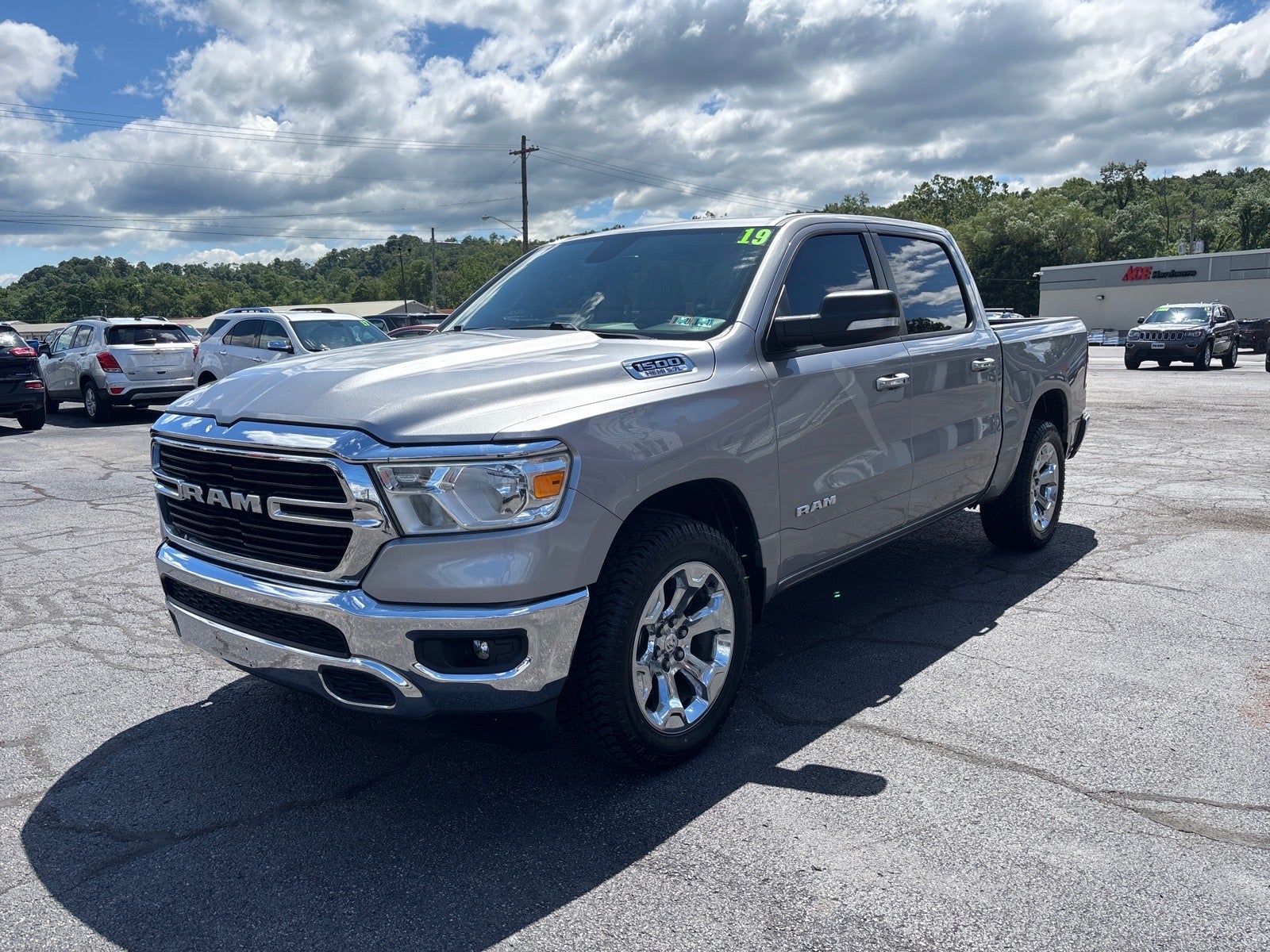 2019 RAM 1500 Big Horn/Lone Star Crew Cab 4x4 5'7" Box