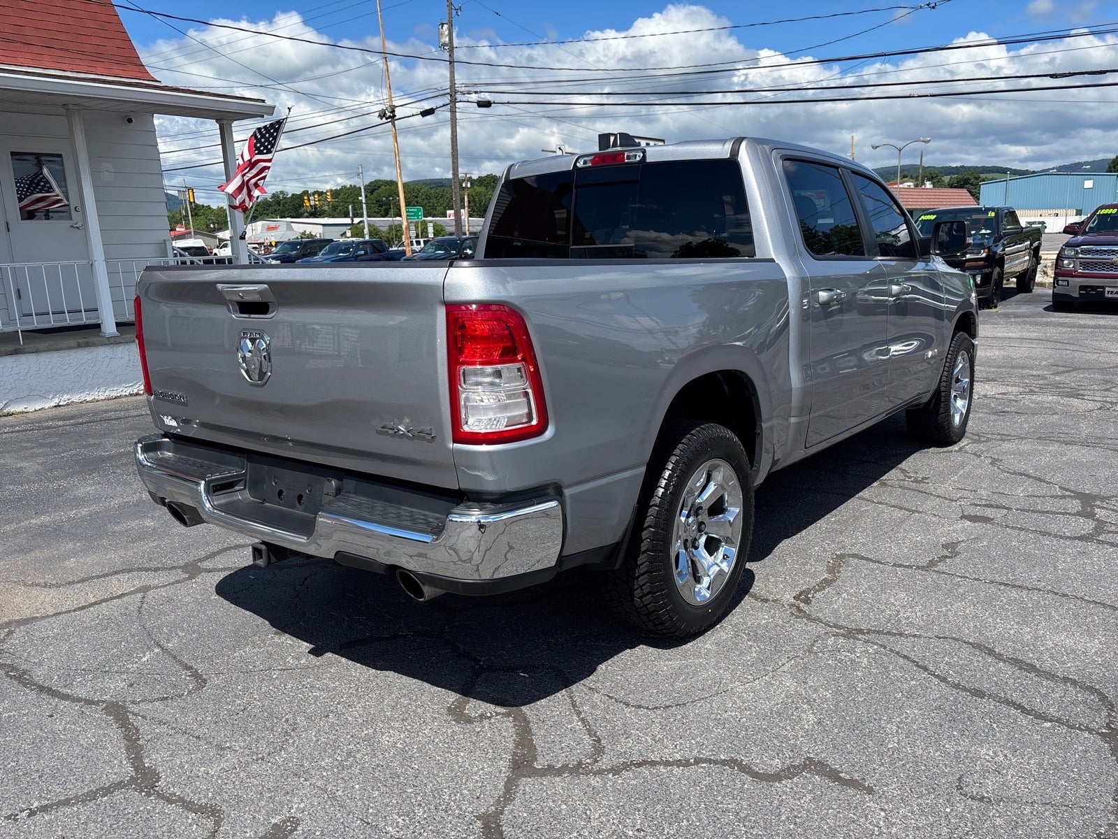 2019 RAM 1500 Big Horn/Lone Star Crew Cab 4x4 5'7" Box