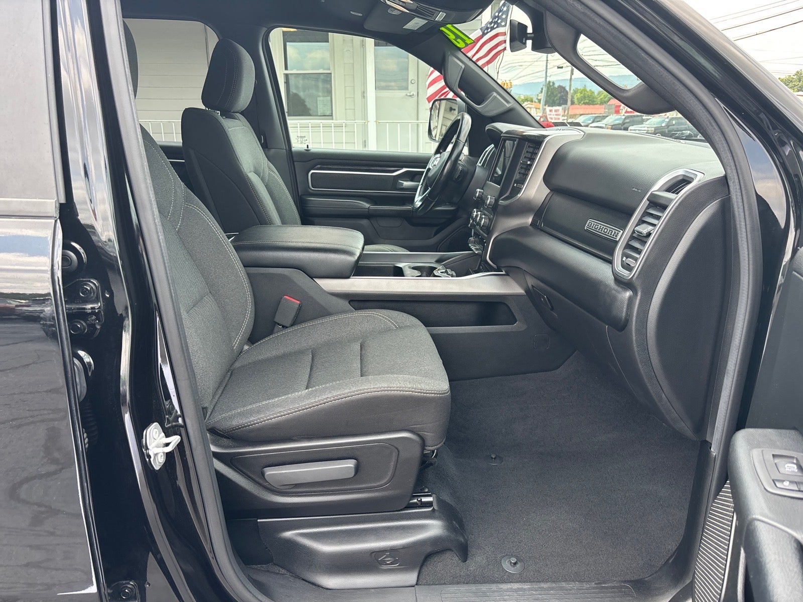 2019 RAM 1500 Big Horn/Lone Star Crew Cab 4x4 5'7" Box