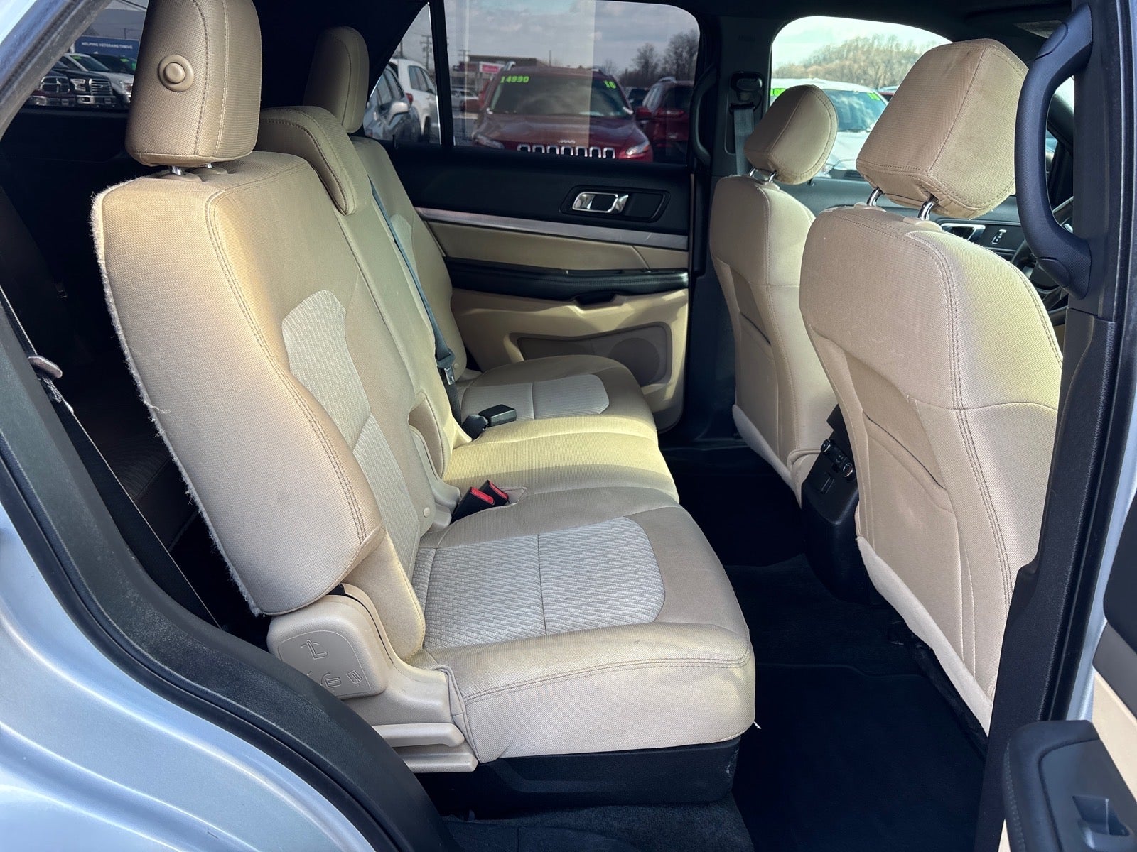 2017 Ford Explorer Base