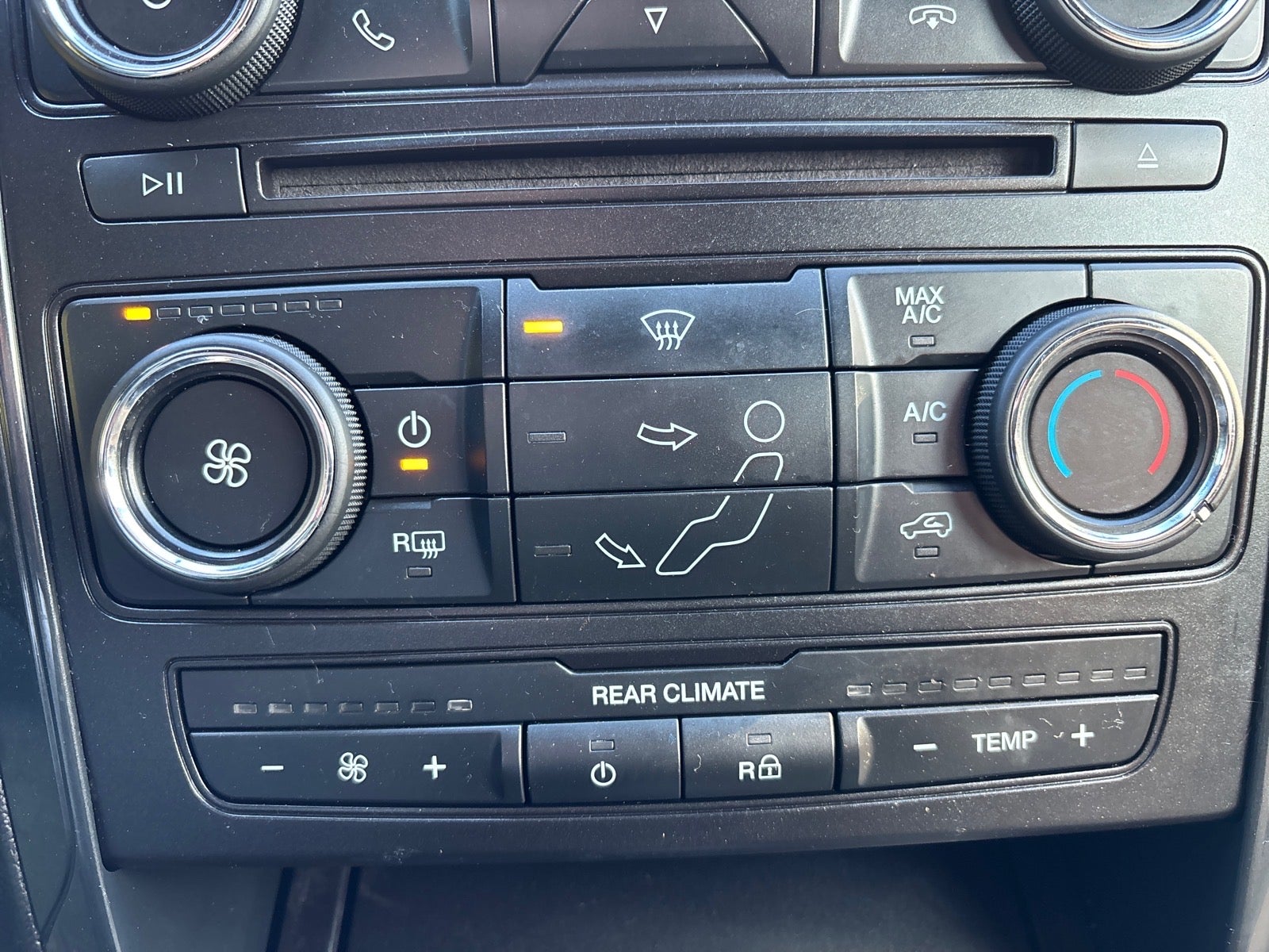 2017 Ford Explorer Base