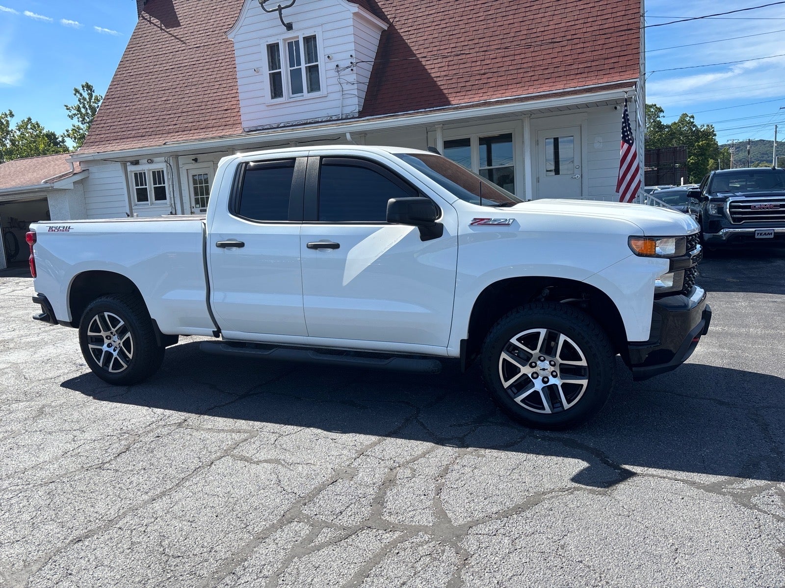 2019 Chevrolet Silverado 1500 Custom
