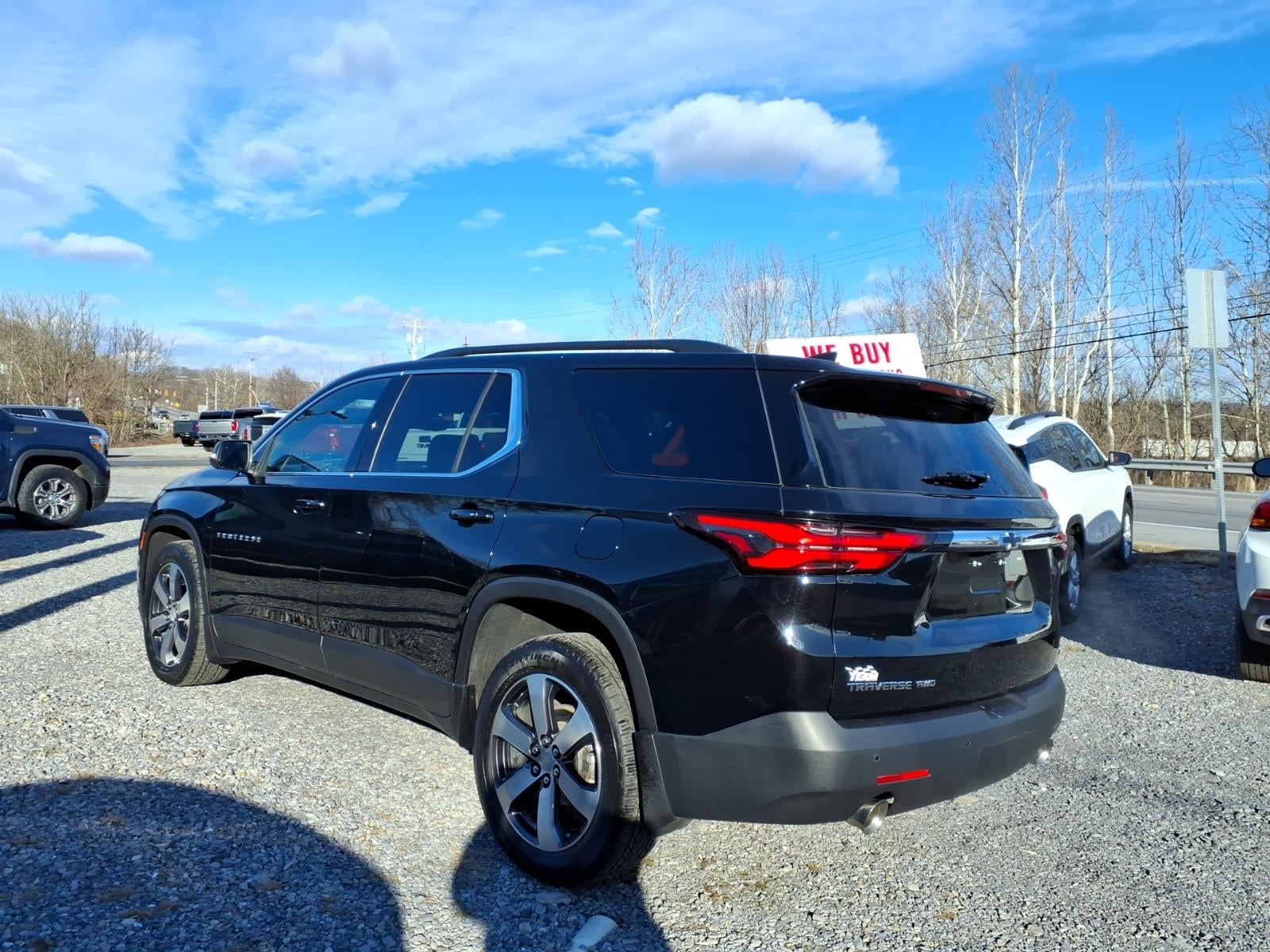 2023 Chevrolet Traverse LT Leather