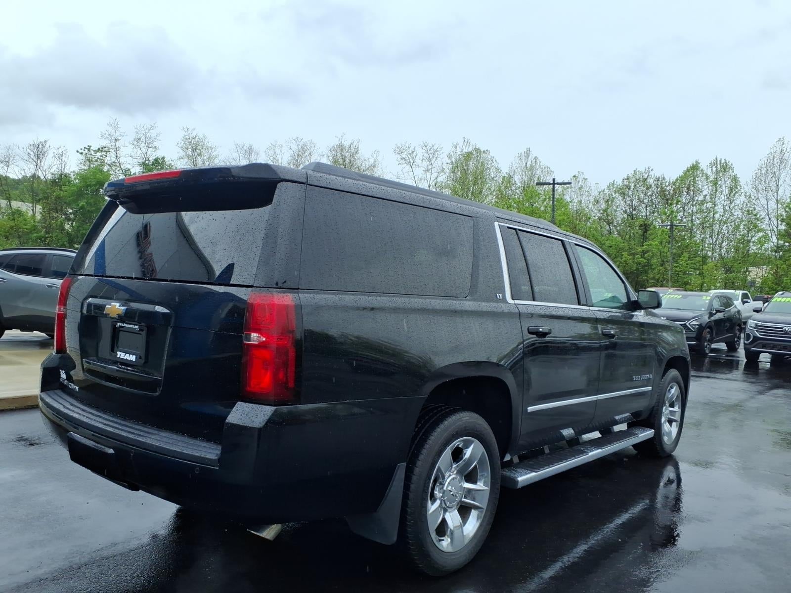 2017 Chevrolet Suburban LT