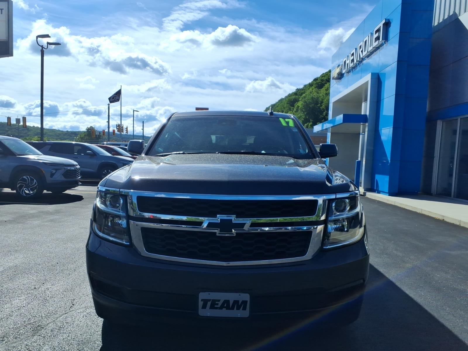 2017 Chevrolet Suburban LT