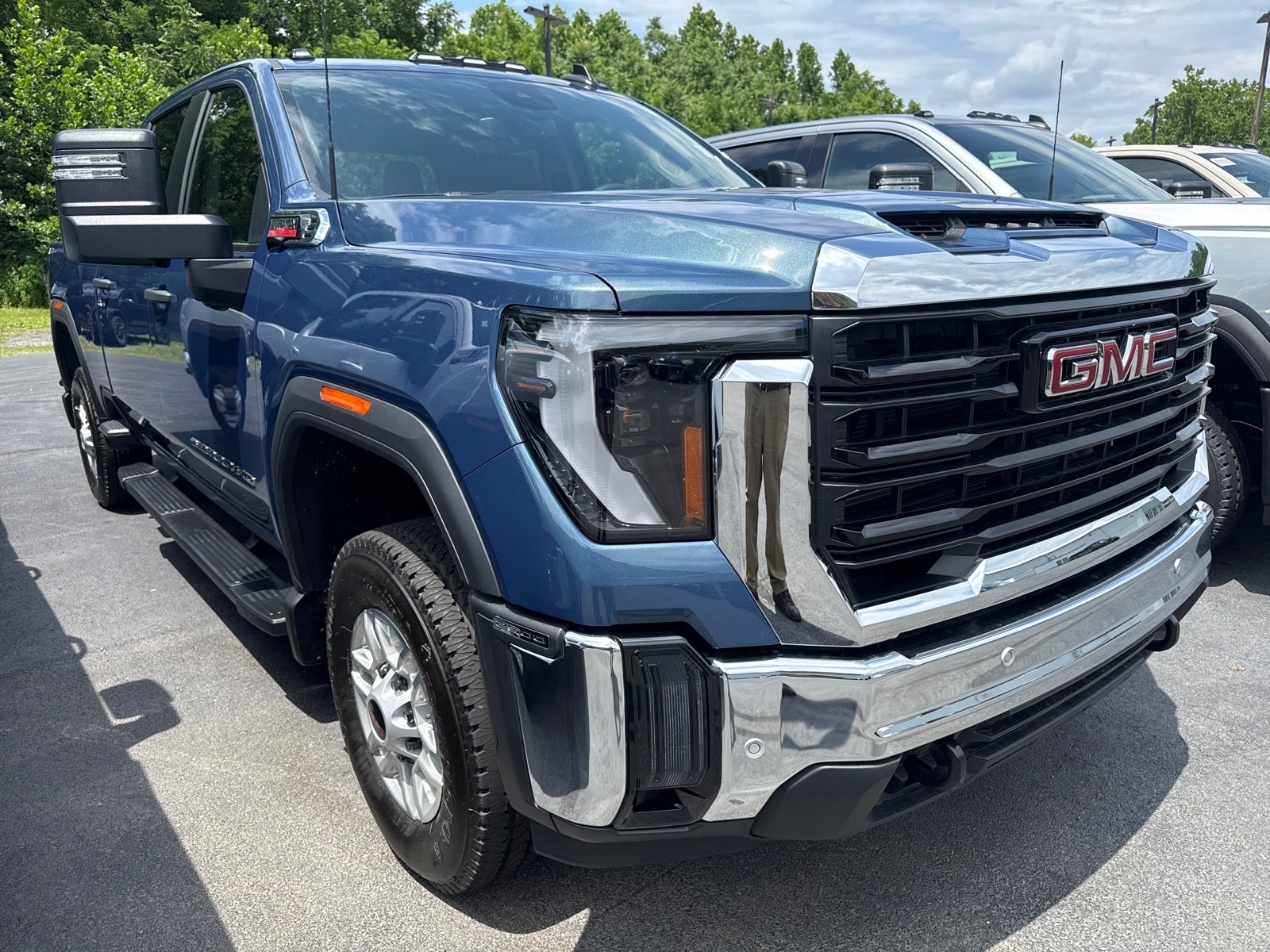 2026 GMC Sierra 2500 HD Pro