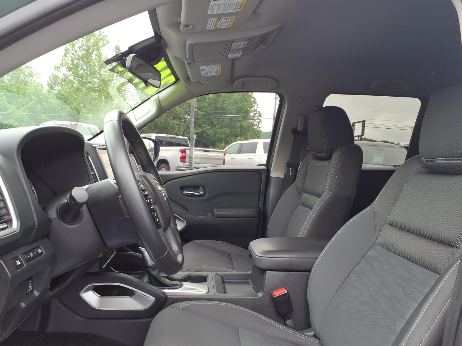 2022 Nissan Frontier Crew Cab SV 4x4