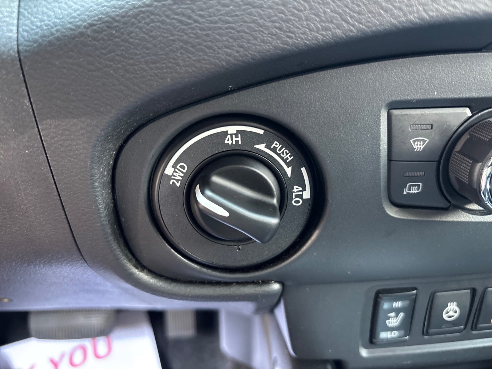 2022 Nissan Frontier Crew Cab SV 4x4
