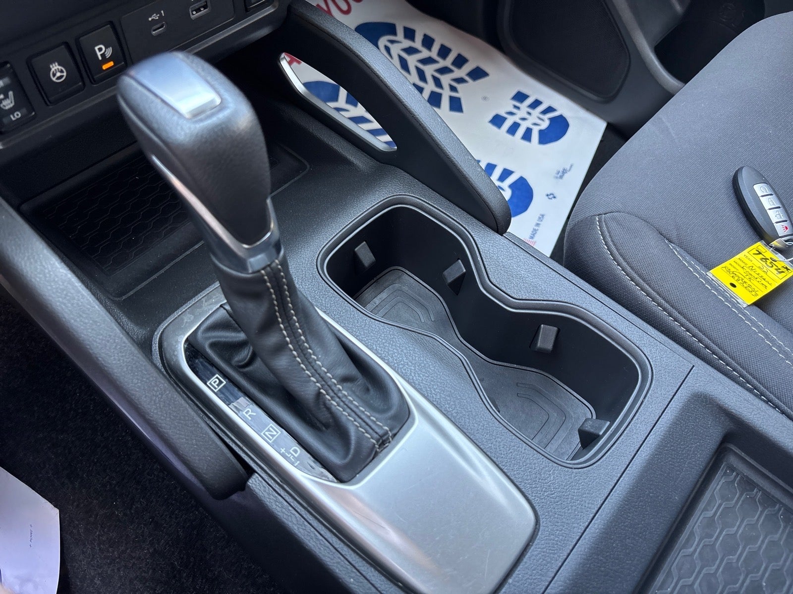 2022 Nissan Frontier Crew Cab SV 4x4