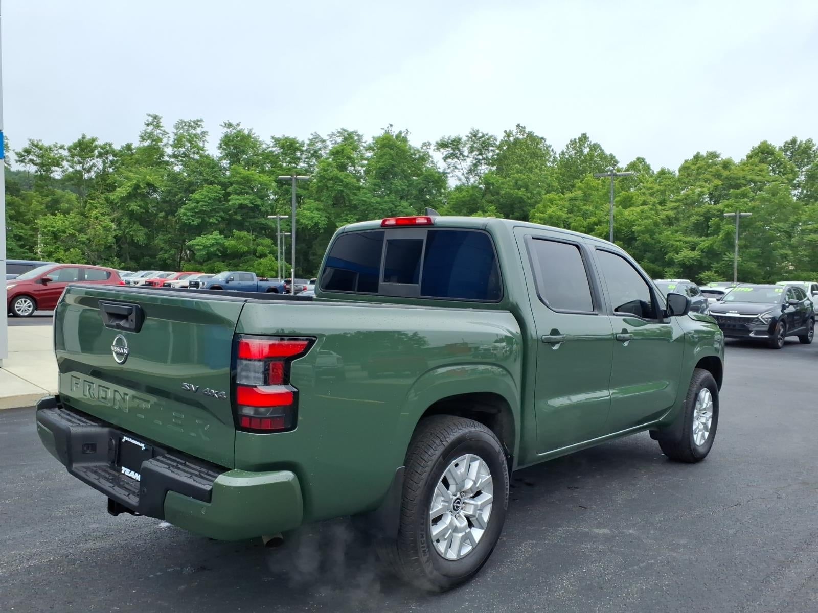 2022 Nissan Frontier Crew Cab SV 4x4