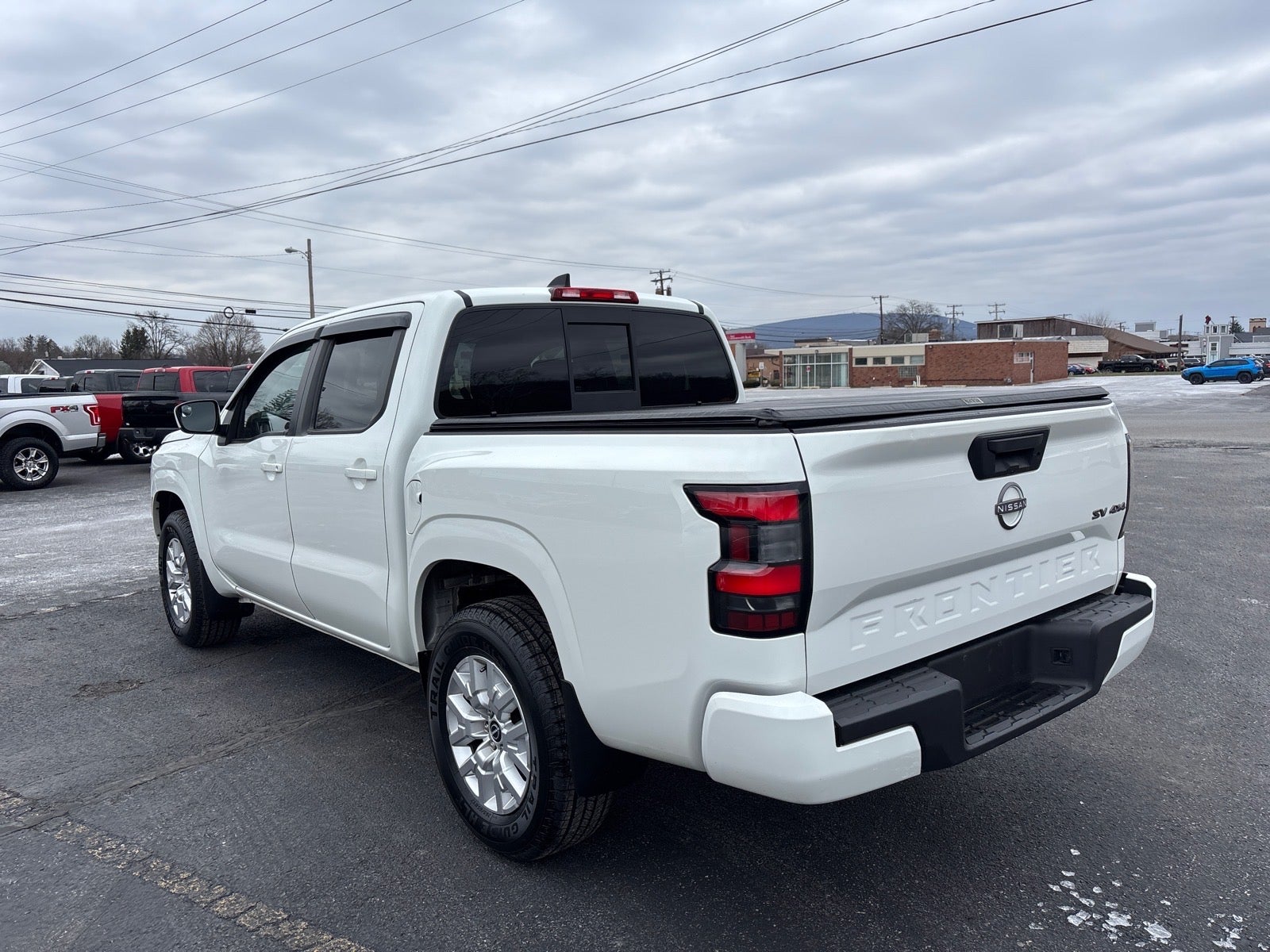 2022 Nissan Frontier SV