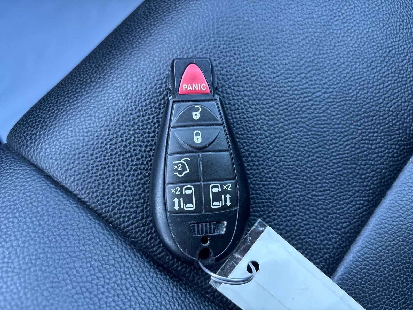 2016 Chrysler Town & Country Touring