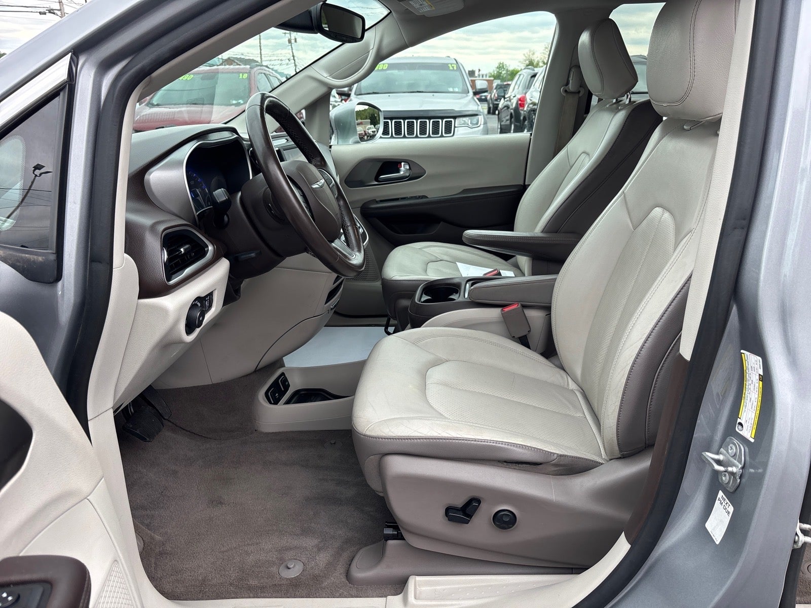 2019 Chrysler Pacifica Touring L