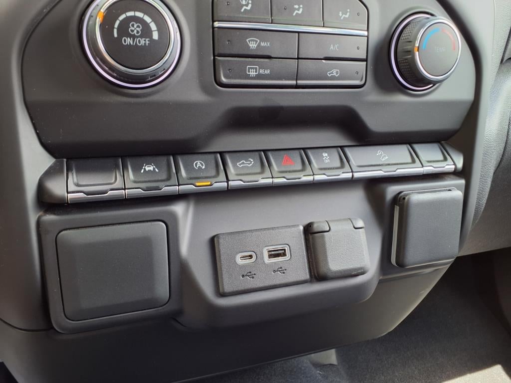 2022 Chevrolet Silverado 1500 Custom Trail Boss