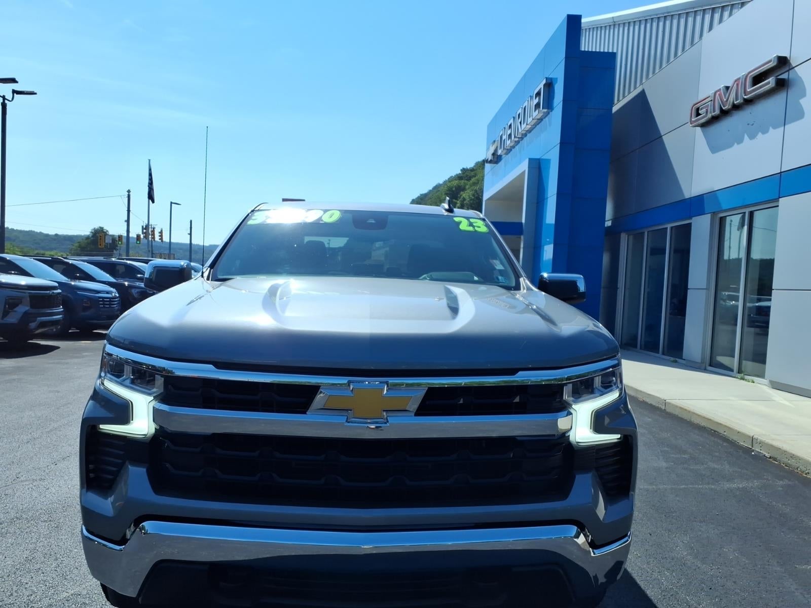 2023 Chevrolet Silverado 1500 LT (2FL)