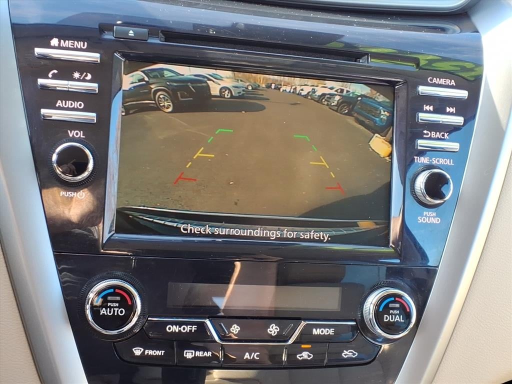 2022 Nissan Murano SV