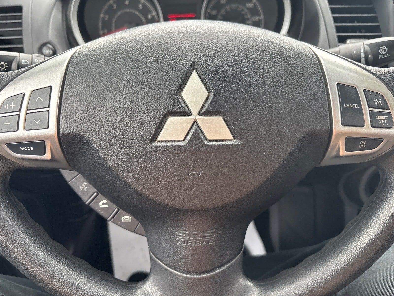 2015 Mitsubishi Lancer ES