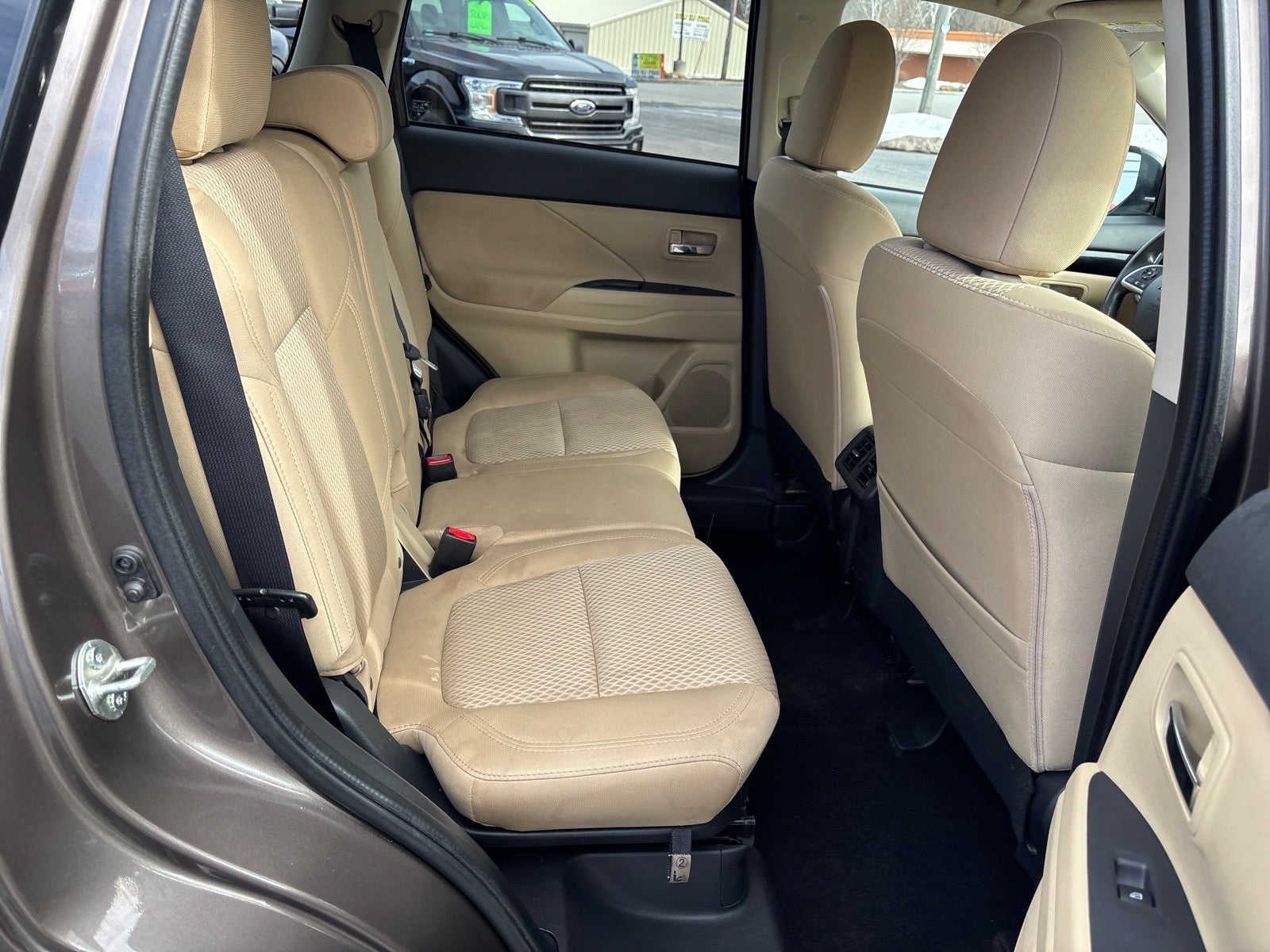 2020 Mitsubishi Outlander ES