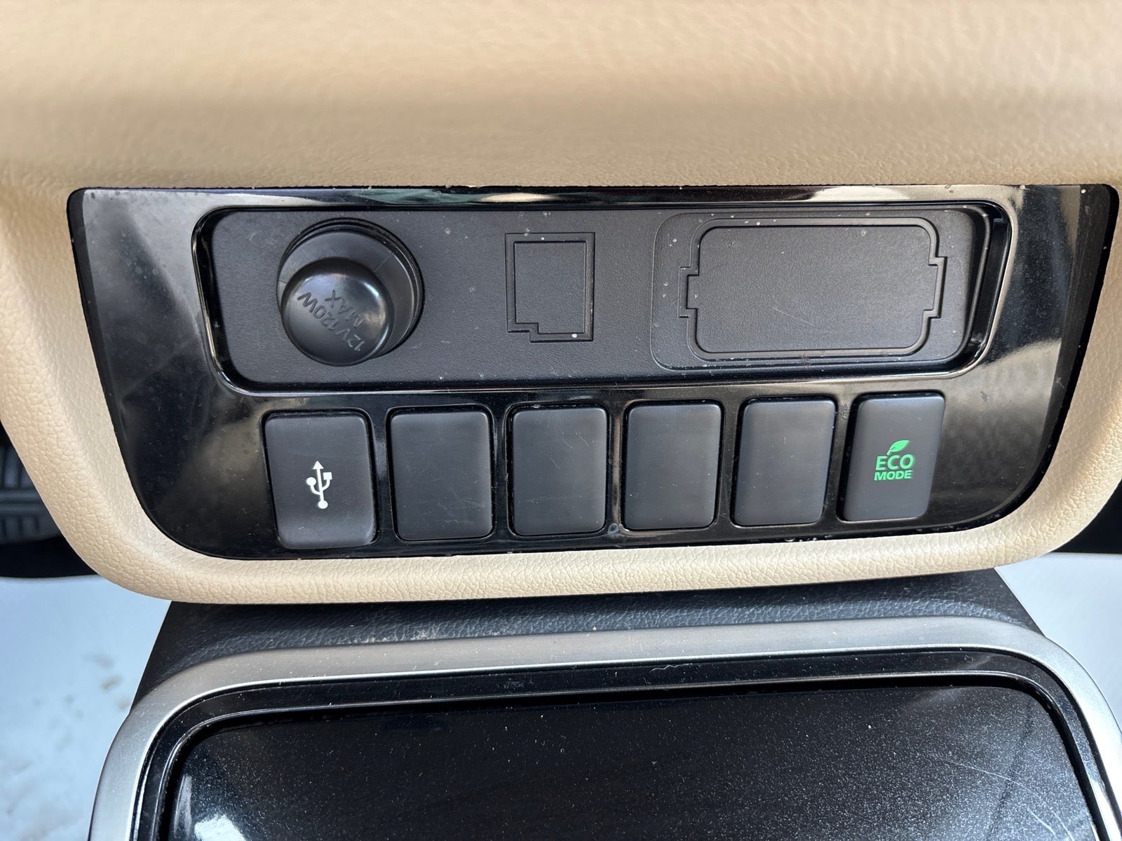 2020 Mitsubishi Outlander ES