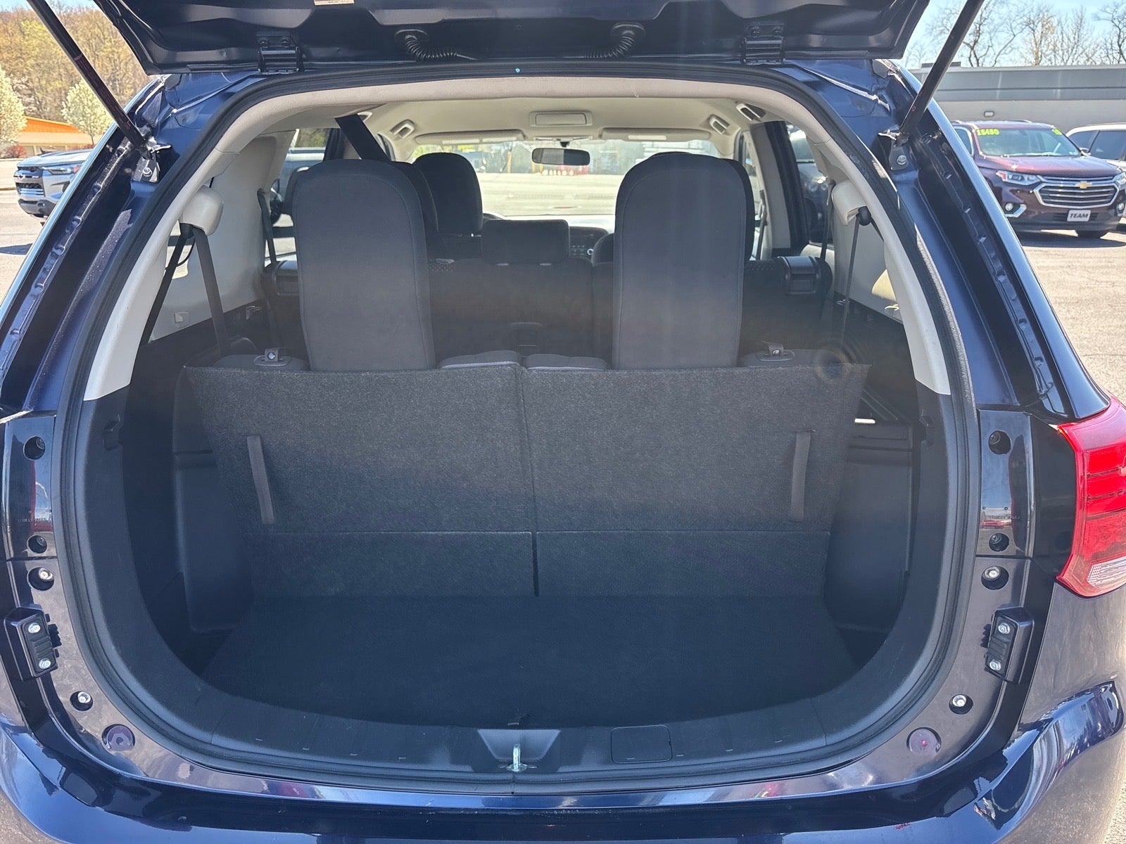 2016 Mitsubishi Outlander SE