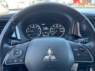 2016 Mitsubishi Outlander SE