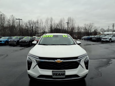 2025 Chevrolet Trax LT