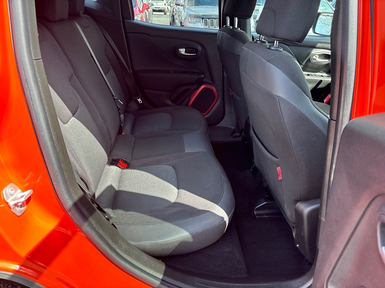 2016 Jeep Renegade Trailhawk